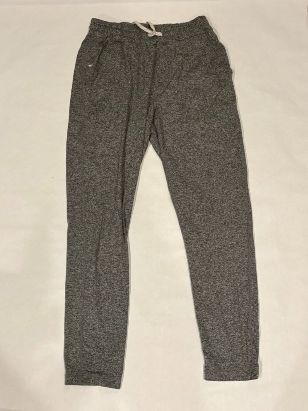 Vuori Ponto Performance Pants Mens M Gray Sweatpants